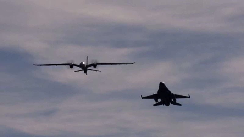 Akıncı ve F-16 ilk kez yan yana uçtu

