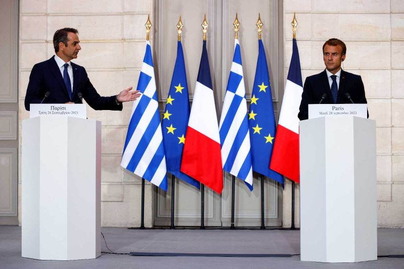 Yunanistan ve Fransa’dan savunma işbirliği anlaşması
