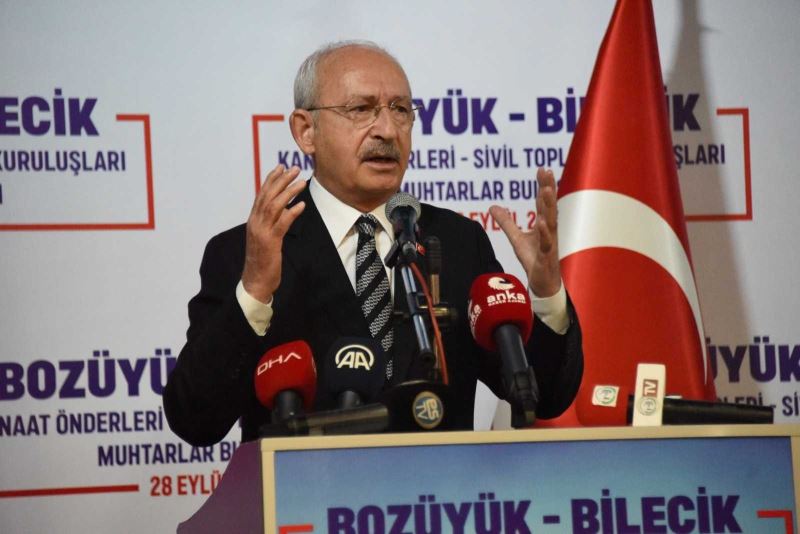 CHP lideri Kılıçdaroğlu kanaat önderleri, muhtarlar ve STK temsilcileriyle buluştu
