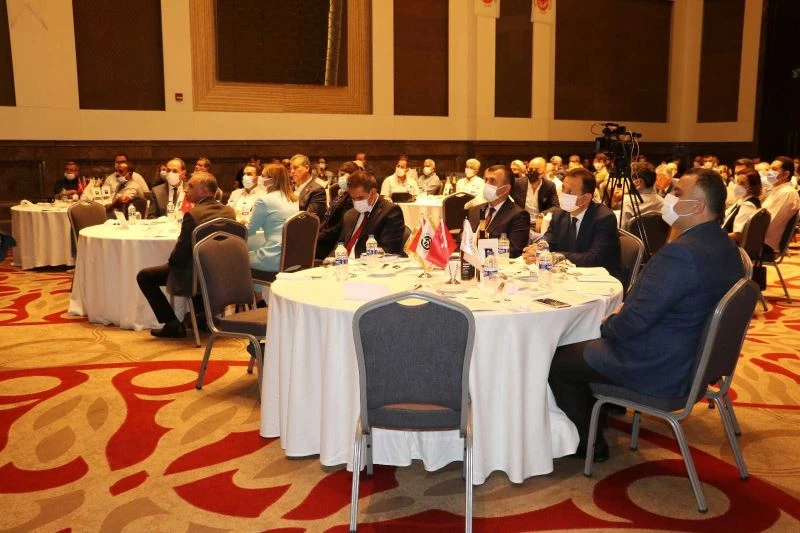 Çukurova kapalı basınçlı sulamaya geçecek
