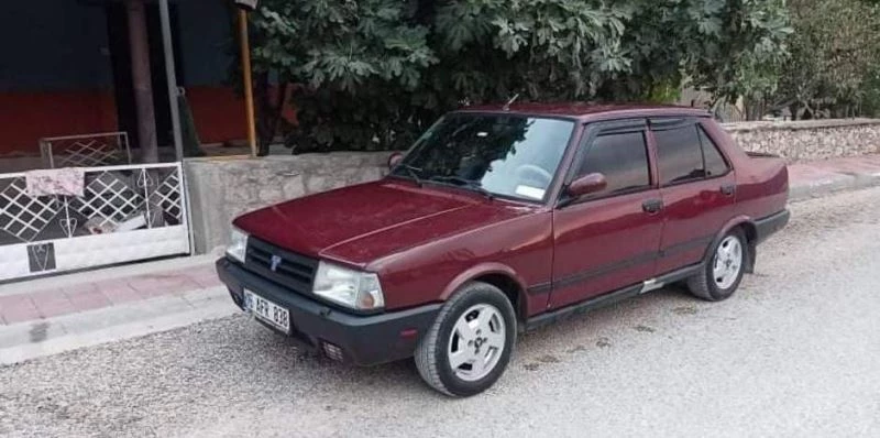 Kapının önündeki otomobili çaldılar
