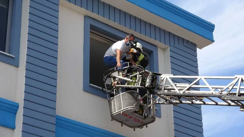 6.5 şiddetindeki deprem tatbikatında mahsur kalanlar ve yaralılar kurtarıldı
