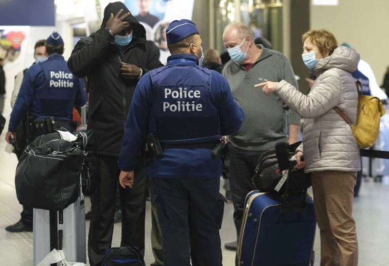 Belçika’da uçak yolcuları için kağıt bilgi formu kaldırıldı
