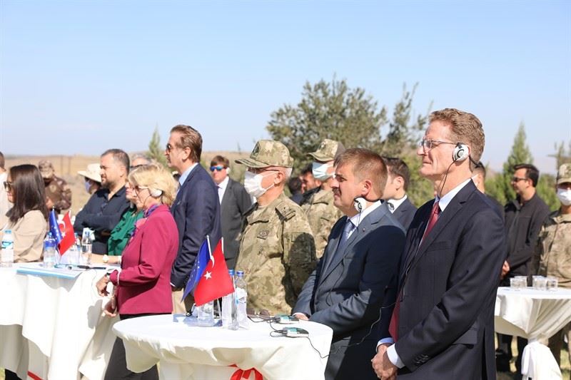 Türkiye-İran sınırı ’Mayınların Temizlenmesi Projesi’nin üçüncüsünün açılışı gerçekleştirildi
