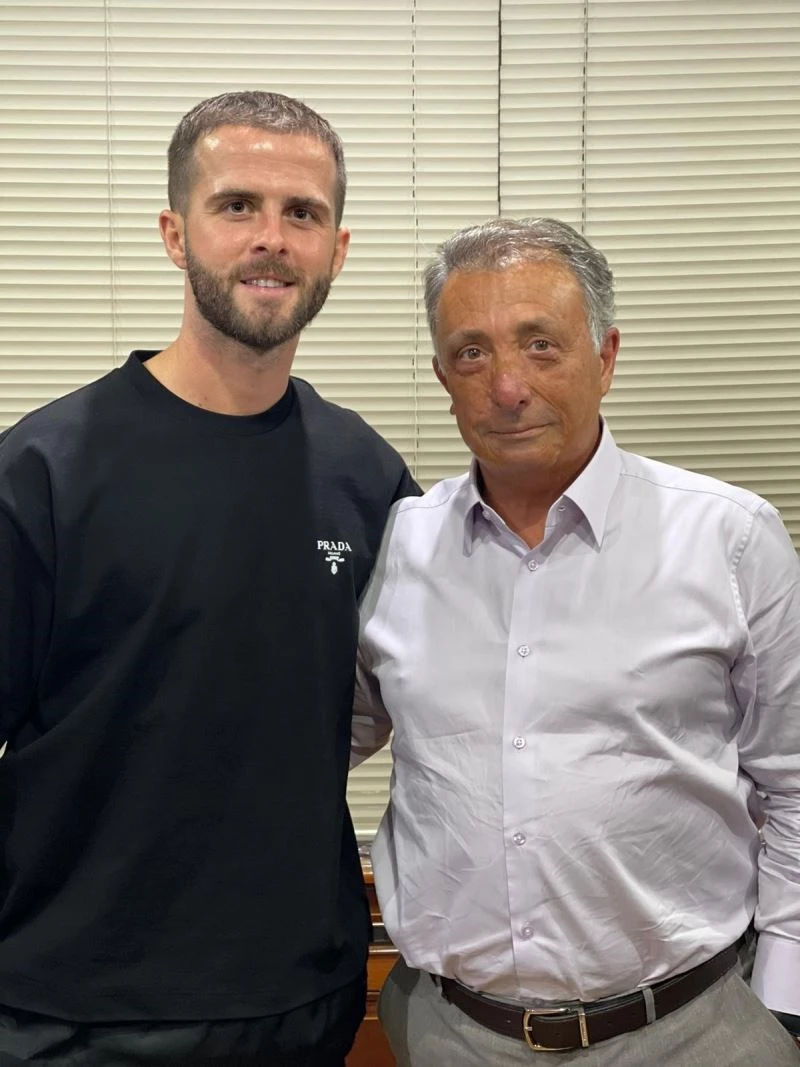 Beşiktaş, Miralem Pjanic’i KAP’a bildirdi
