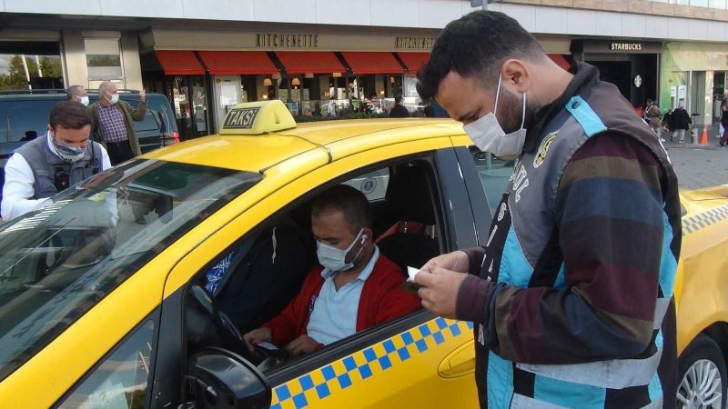 Taksim’de müşteri seçtiği için ceza yiyen taksiciden polise tepki

