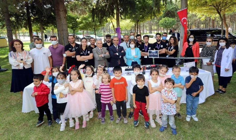 Bakan Yardımıcısı Kacır’dan Teknofest’e katılan öğrencilere tebrik
