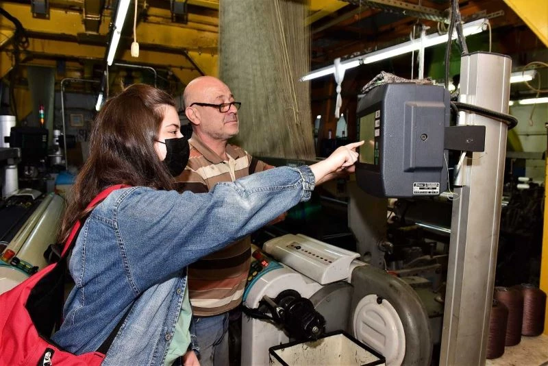 Yıldırım, tekstil sektörüne kalifiye eleman yetiştiriyor

