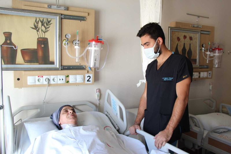 Bölgede yapılmayan boyun omuriliği daralması ameliyatı Mardin’de yapıldı
