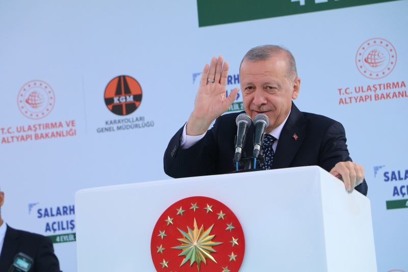 Cumhurbaşkanı Erdoğan: “Rant hırsına, cehalete, bencilliğe dayalı hoyratlıkların buralarda tekrar yaşanmasına asla müsaade etmeyeceğiz”
