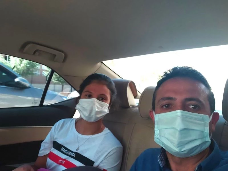 Sınavda yanlış okula giden öğrenciyi müdür makam aracıyla sınava yetiştirdi
