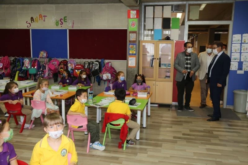 Başkan Deniz Köken’den İslambey İlkokulu’na ziyaret
