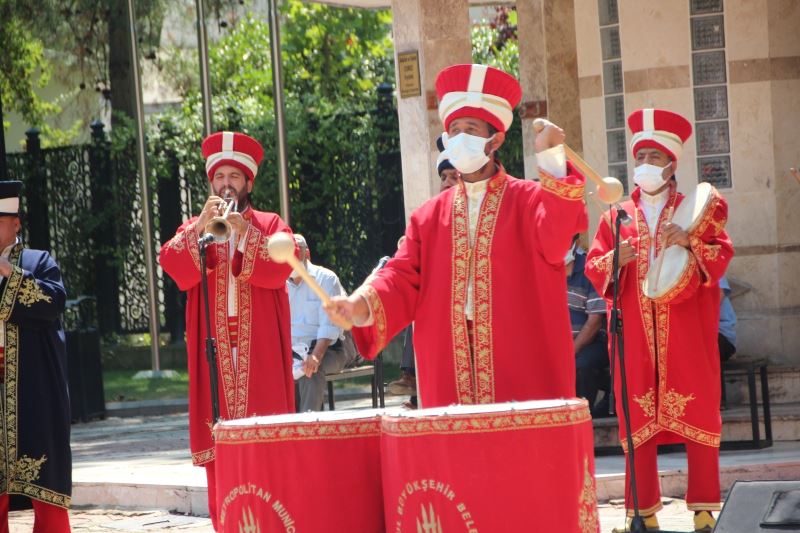 (Özel) Şeyh Edebali Türbesi’ndeki mehter takımı konseri kulakların pasını sildi
