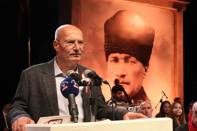 ATO Başkanı Baran, Sakarya Zaferi’nin 100. yılı için düzenlenen yürüyüşe katıldı
