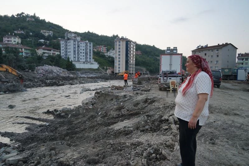 “Kardeşim rüyama giriyor, halen ümidim var, çıkıp gelecek inanıyorum”
