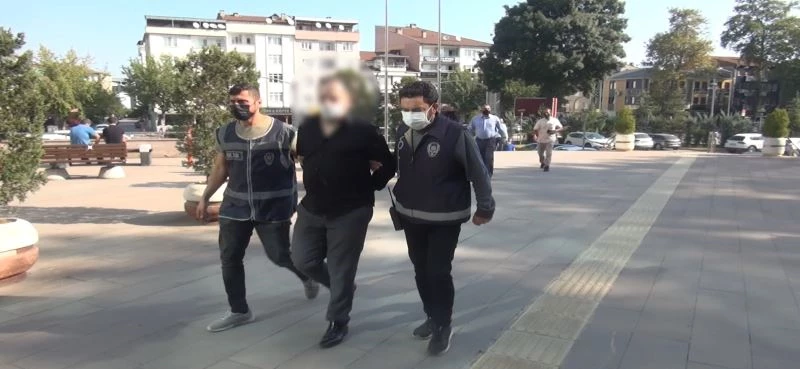 14 ilde 53 suç kaydı ve 23 araması bulunan dolandırıcı Bursa’da yakalandı
