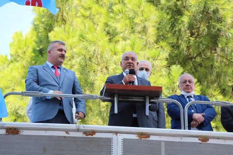 DSP Genel Başkanı Aksakal: “İçeriden ve dışarıdan birçok kesim dış güçlerle hareket ediyor”