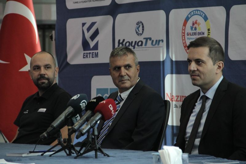 Nesibe Aydın Basketbol Takımı Euro Cup öncesi minik taraftarlarla buluştu
