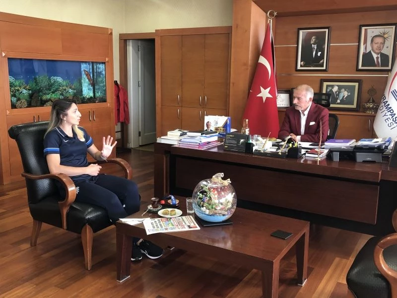 Tokyo Olimpiyatlarında Bronz Madalya alan Merve Çoban, Bayrampaşa Belediye Başkanını ziyaret etti
