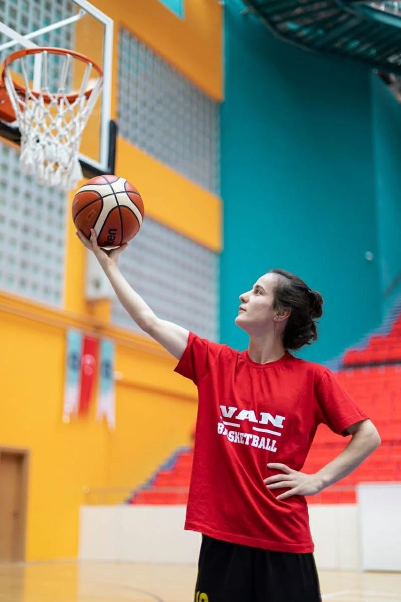 EBK, Nuran Çoban’ı kadrosuna kattı
