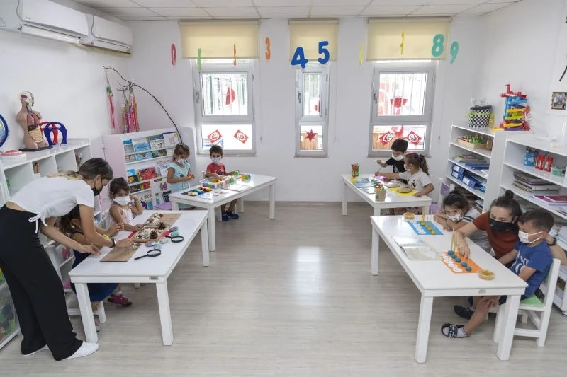 Mersin Büyükşehir Belediyesinin kreşlerinde eğitim dönemi başladı
