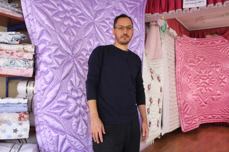 Mesleği yaşatmak için yanına aldığı çırak, dükkanı soyup kaçtı
