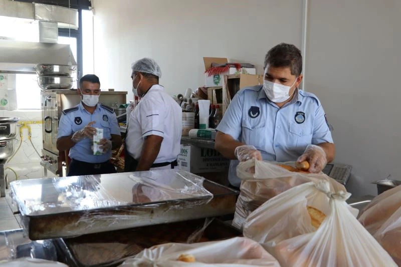 Karaköprü’de okul kantinlerinde pandemi denetimi
