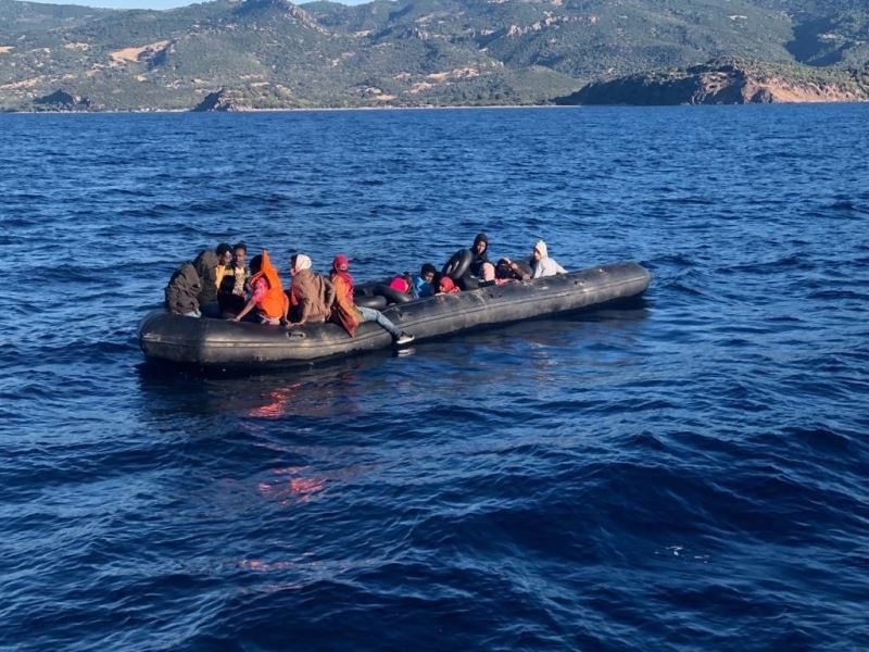 Yunanistan’ın 2021 yılında bin 911 düzensiz göçmeni ölüme terk etti
