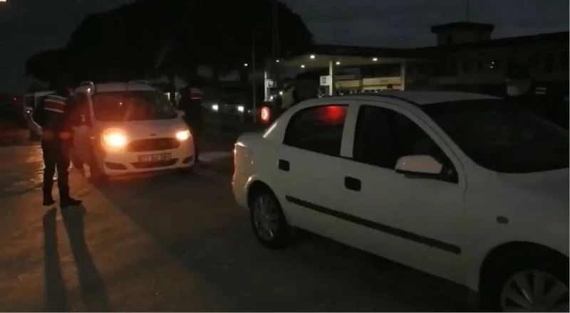 Çanakkale’de jandarmadan sahte rakı operasyonu
