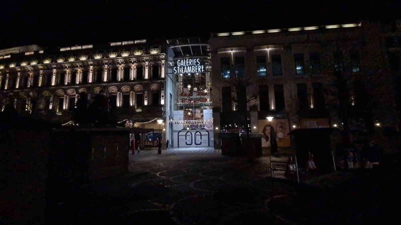 Belçika 2022’ye Omicron’un gölgesinde evlerinden 