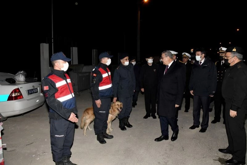 Vali Su, yılbaşı tedbirlerini yerinde inceledi
