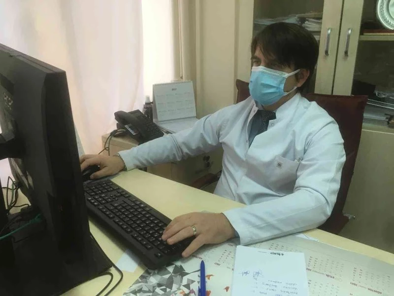 Uzmanından Omicron ile üst solunum yolu hastalıkları uyarısı
