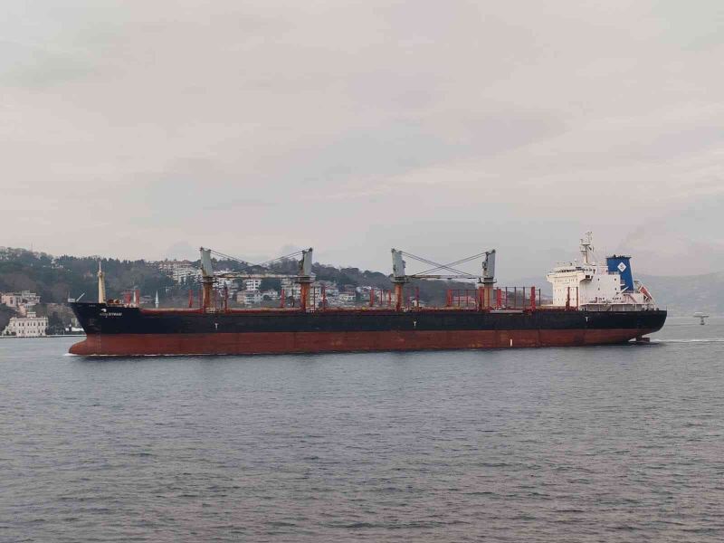 İstanbul Boğazında makine arızası yaşaya gemi Ahırkapı’ya demirletildi
