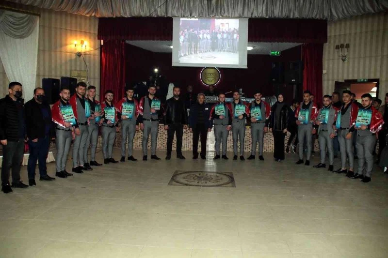 Başkan Akkaya asker eğlencesine katıldı
