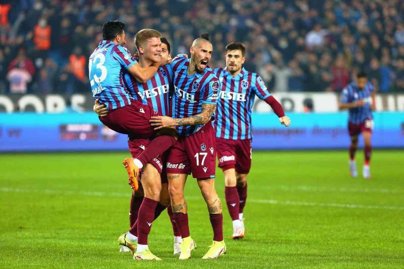 Andreas Cornelius Trabzonspor’da kendini buldu
