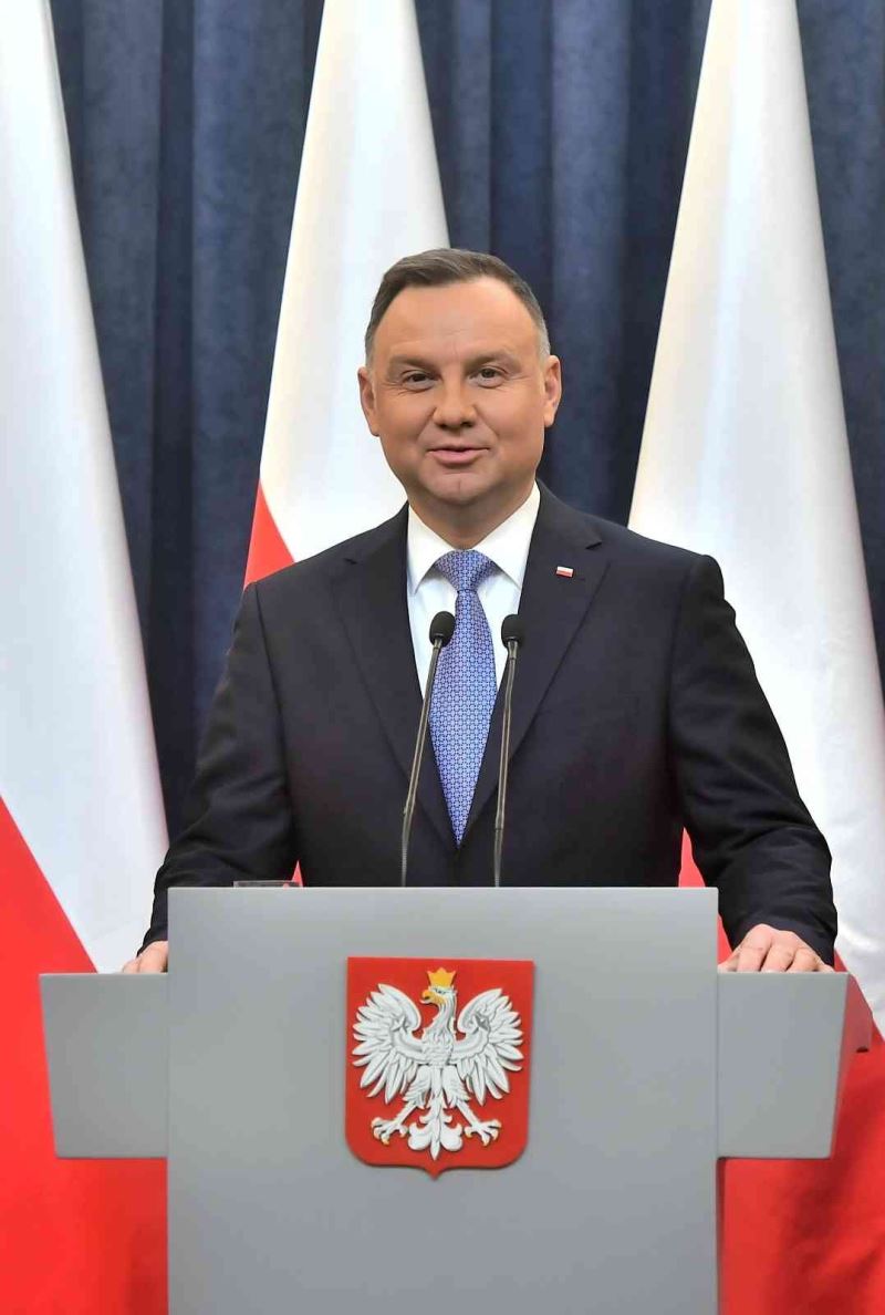 Polonya Devlet Başkanı Duda’ya “moron” diyen yazar hakkında açılan dava reddedildi
