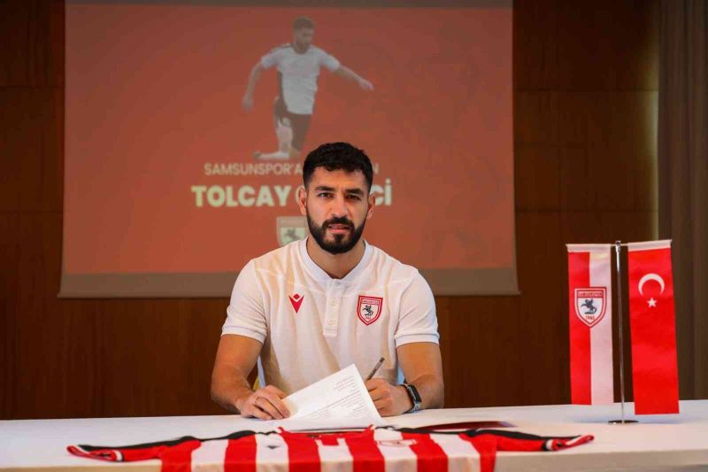 Tolcay Ciğerci Samsunspor ile sözleşme imzaladı
