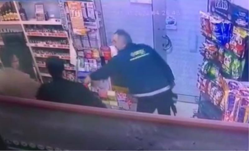 Esenyurt’ta markete silahlı saldırı: Kepenkleri indiren dükkan sahibi olası bir faciayı önledi
