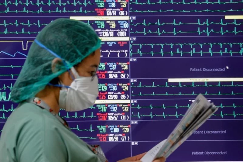 Fedakar sağlık çalışanlarını en çok aşı yaptırmayanlar zorluyor