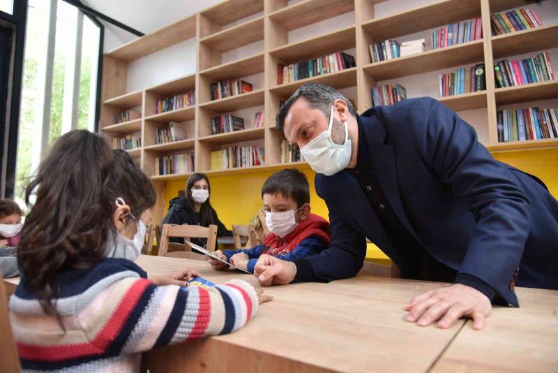 Kocaispir’den Siirt’teki köy okullarına kitap desteği
