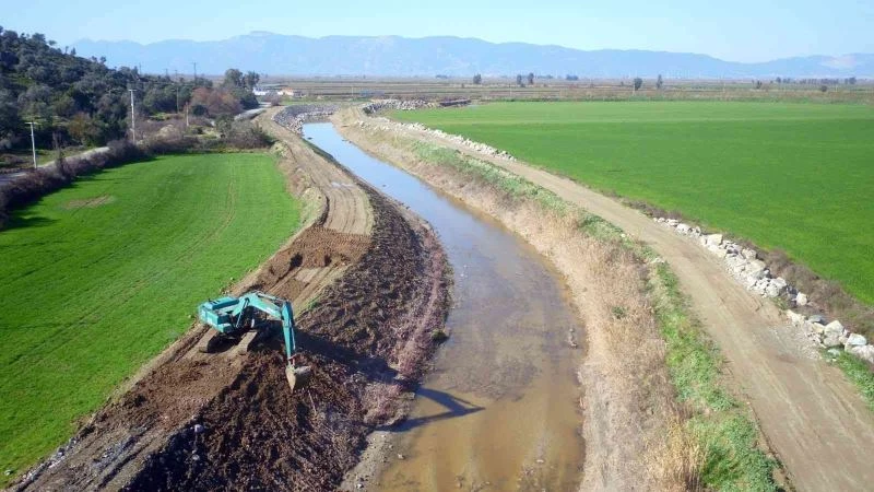 Aydın’da taşkın koruma çalışmaları ile araziler korunacak
