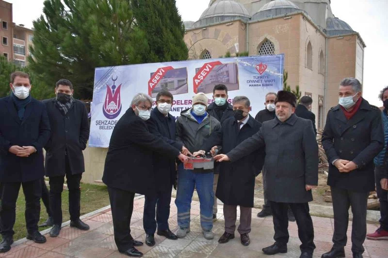 Şehzadeler Aşevinin temeli dualarla atıldı
