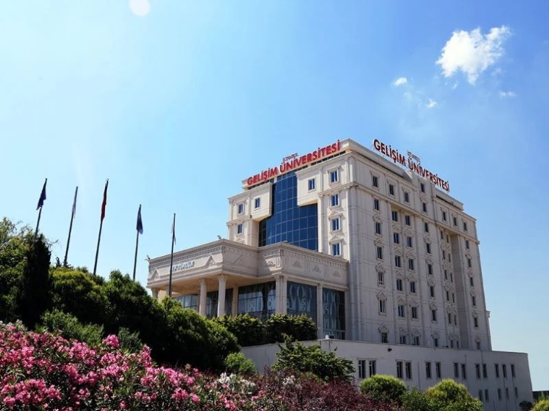 İGÜ, iktisadi alanda Akademik Yayın Performansında ilk 50’de yer aldı
