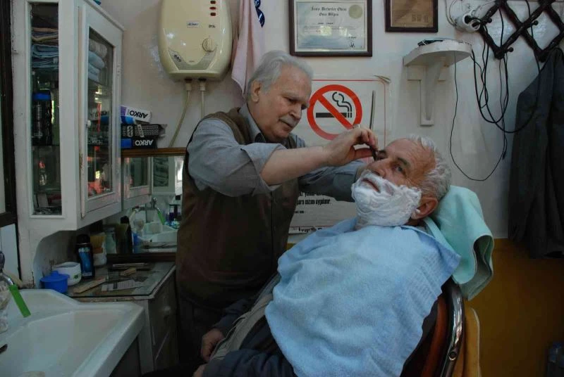 Usturası emektar, kendisi usta
