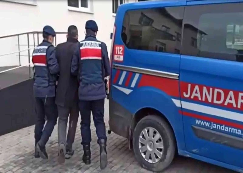 İş arayan cinayet zanlısını, jandarma işveren kılığına girerek kıskıvrak yakaladı
