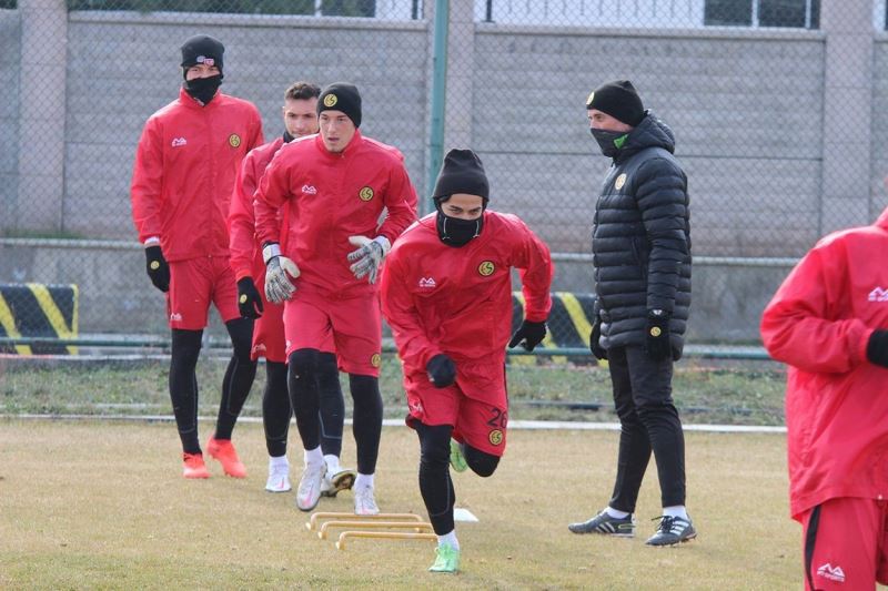 Eskişehirspor Teco Karacabey Belediyespor maçı hazırlıklarını tamamladı
