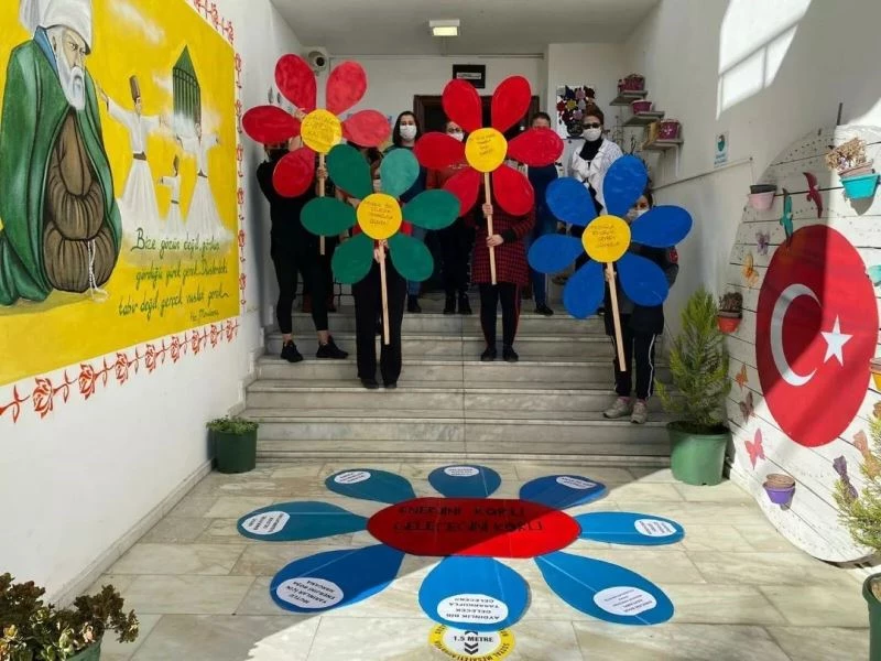 Aydınlı öğrenciler, enerji verimliliğine dikkat çekti
