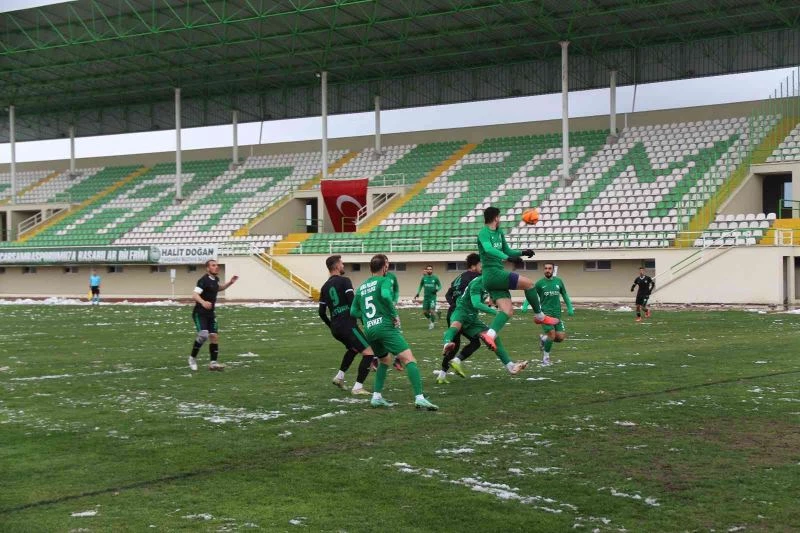 TFF 3. Lig: Çarşambaspor: 1 - Şile Yıldızspor : 1
