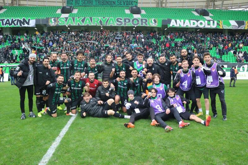 Sakaryaspor, yenilmezlik serisini namağlup olarak sürdürüyor
