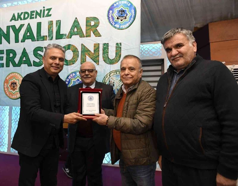 Başkan Uysal, Konyalılar Federasyonu gecesine katıldı

